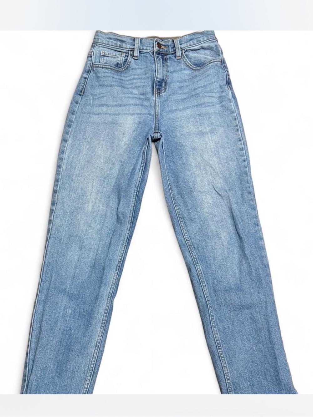 Fashion Nova Light Blue Cropped Ankle Jeans